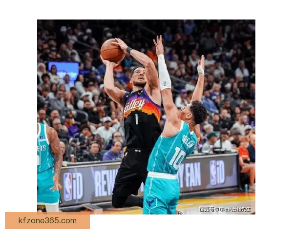 格林25+7布克22+6难救主太阳负黄蜂鲍尔双十克努佩尔创纪录